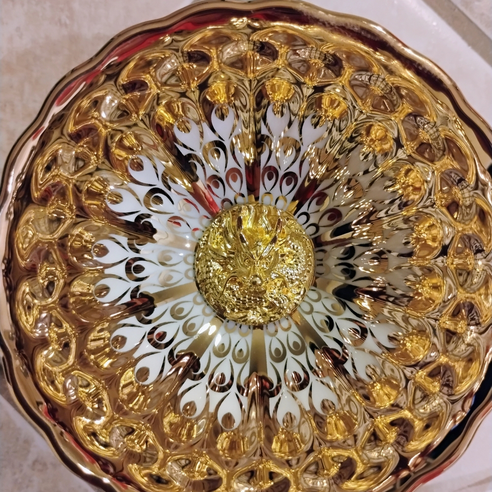 Gold and White Dragon Tea Cup - Picture 2 of 7